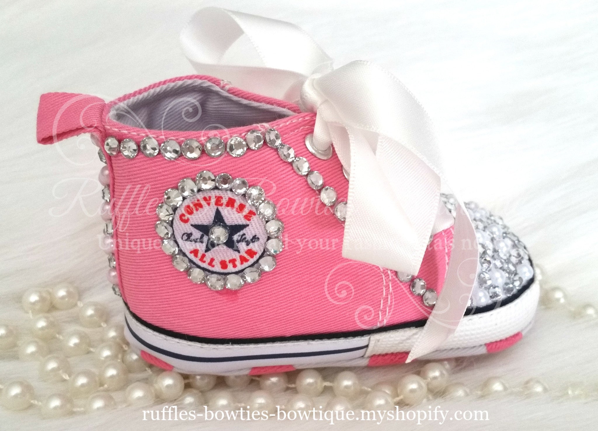 Baby girl outlet rose gold converse