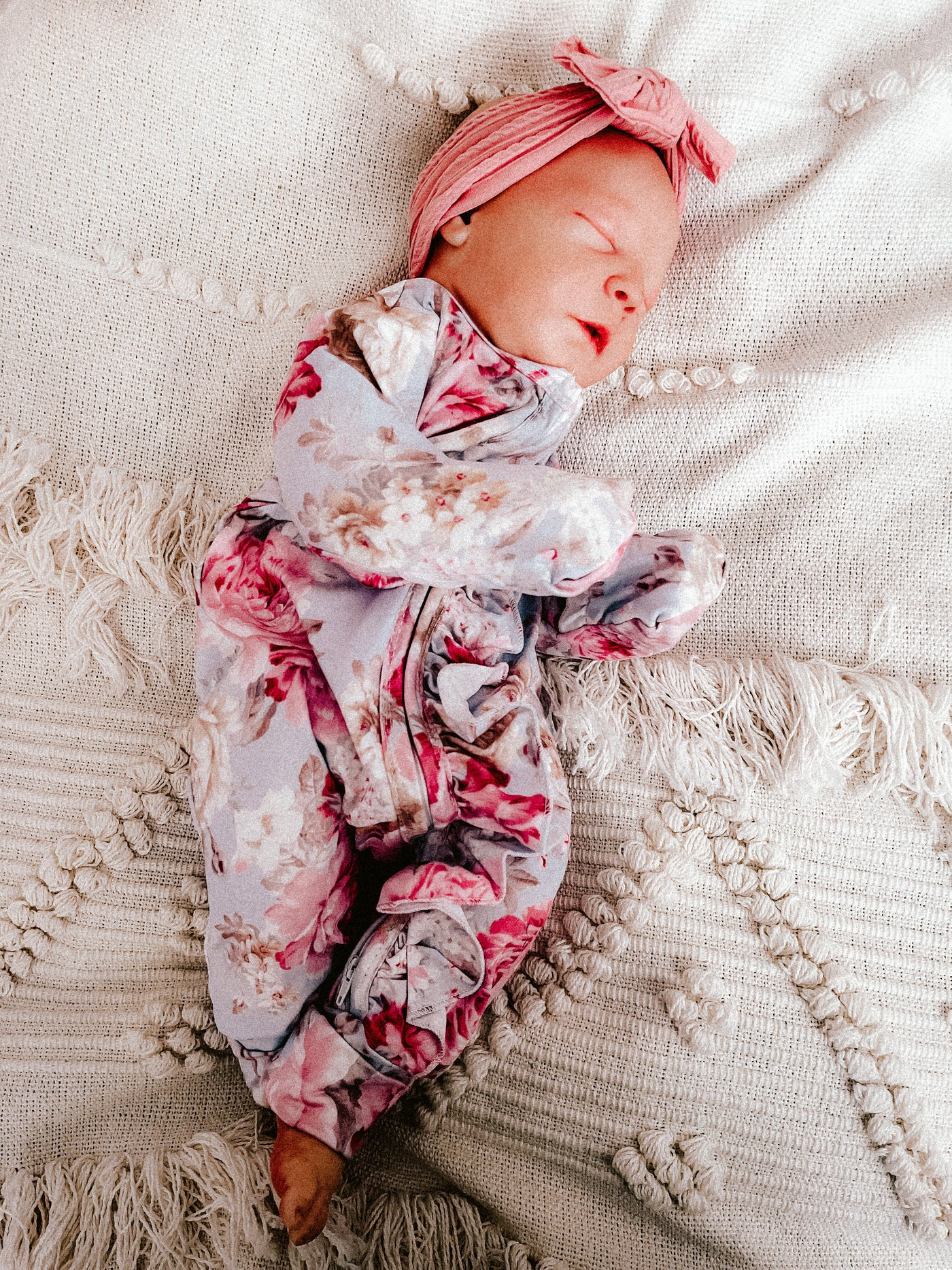 Newborn Baby Girl  Ruffles & Bowties Bowtique/ 2127491 ALBERTA LTD